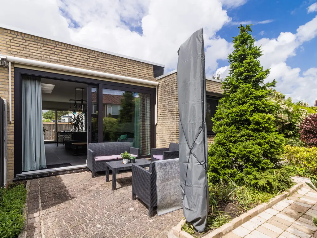 Rozenstraat 5, PAPENDRECHT