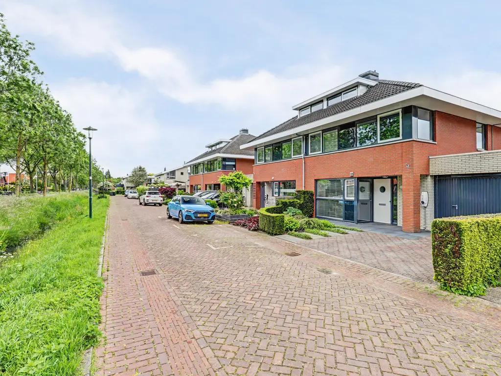 Houtenend 21, DORDRECHT