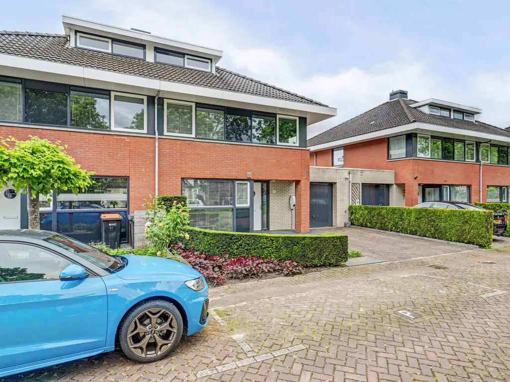 Houtenend 21, DORDRECHT