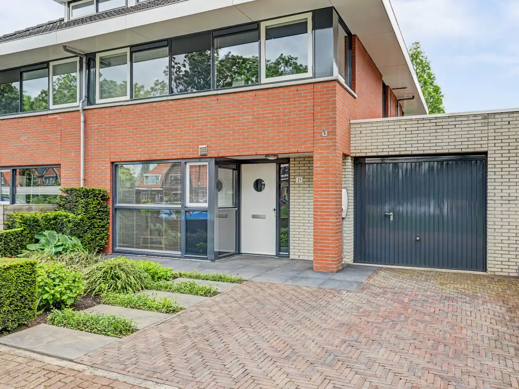 Houtenend 21, DORDRECHT
