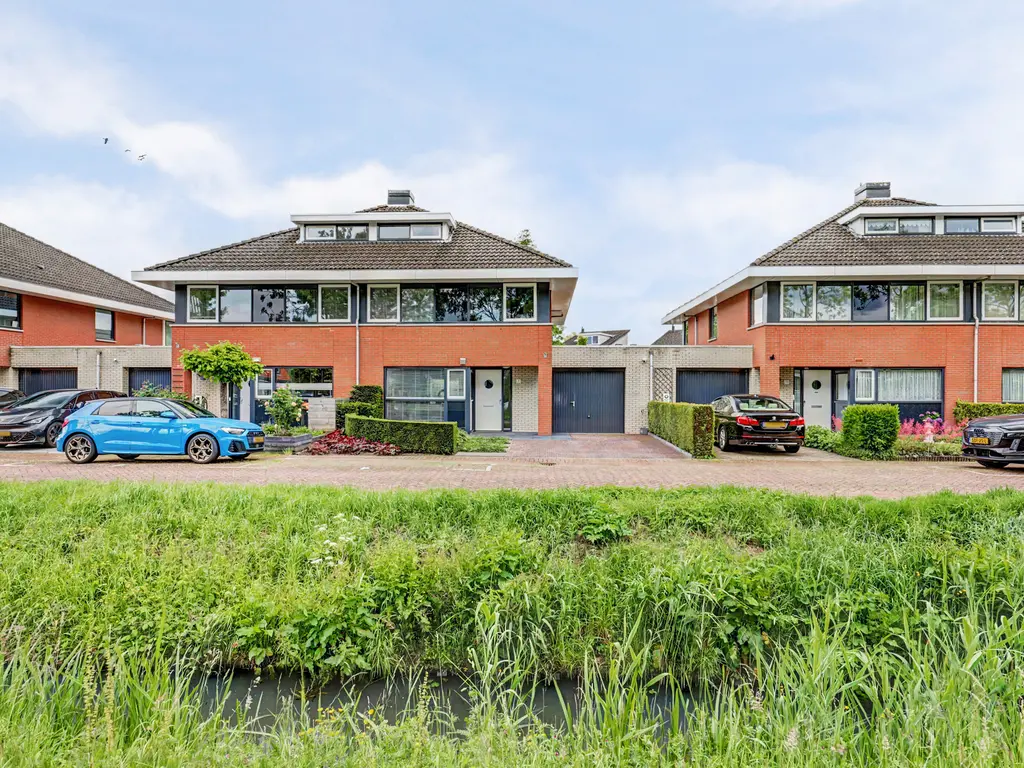 Houtenend 21, DORDRECHT