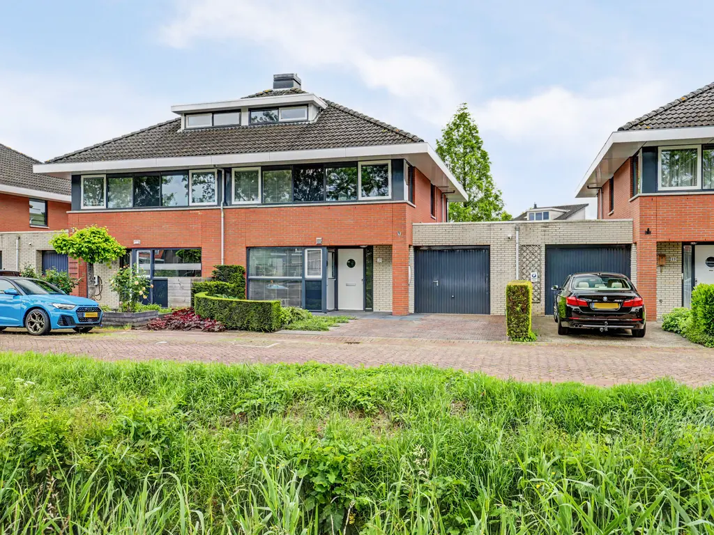 Houtenend 21, DORDRECHT