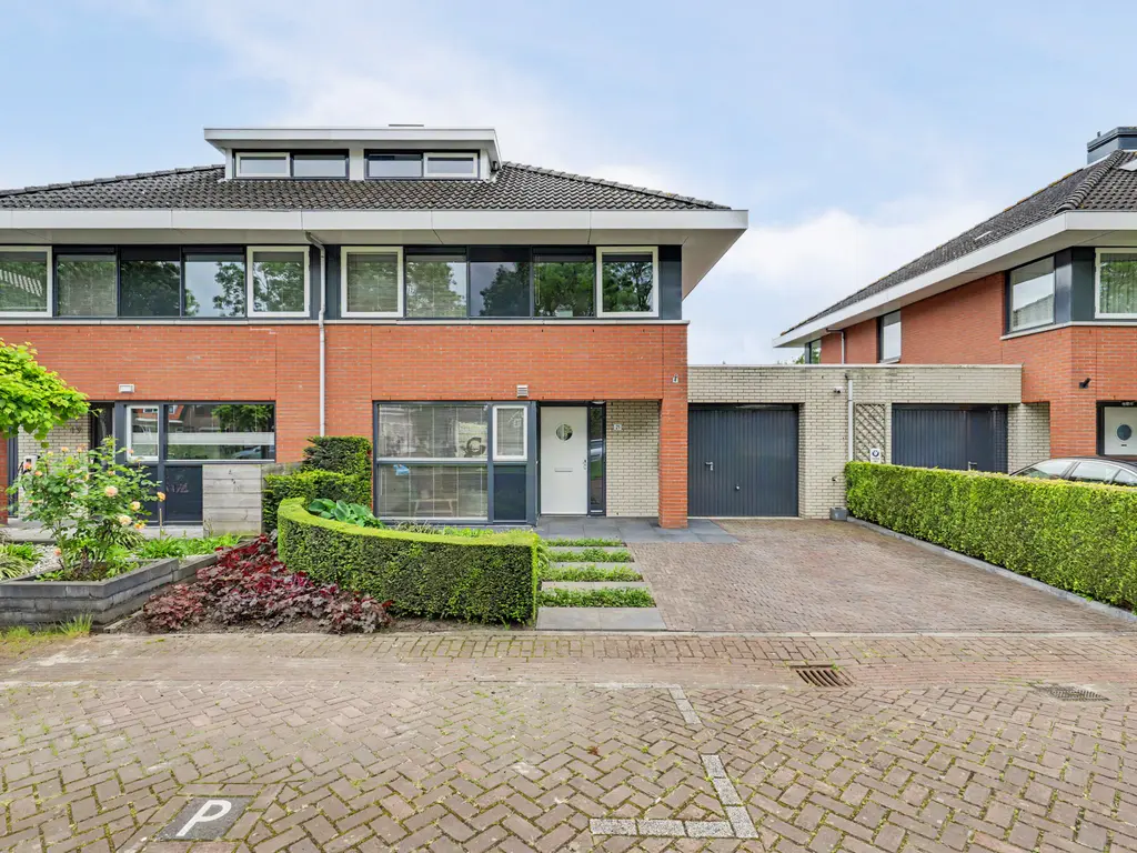 Houtenend 21, DORDRECHT