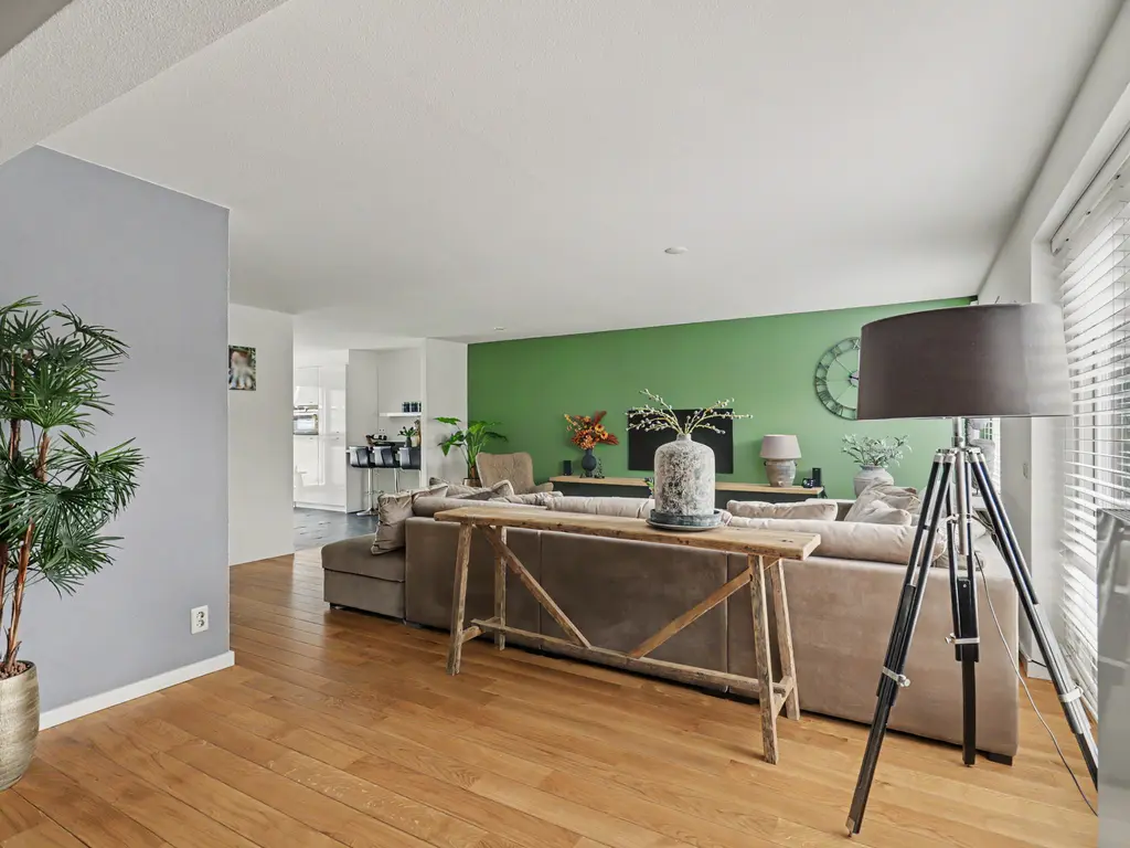 Houtenend 21, DORDRECHT