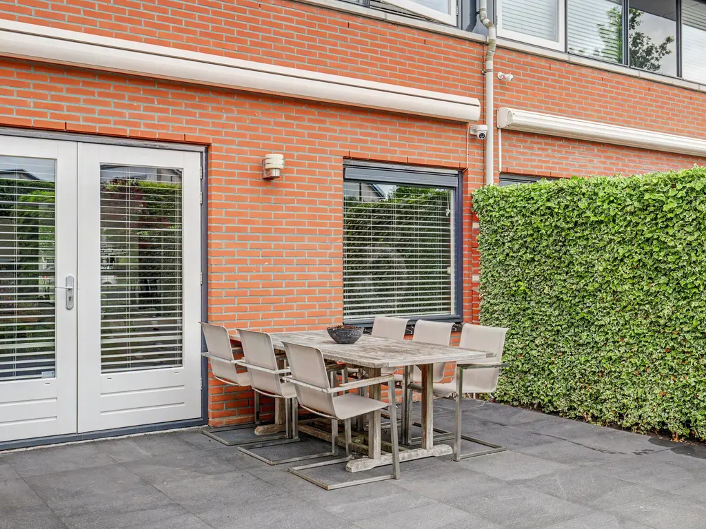 Houtenend 21, DORDRECHT