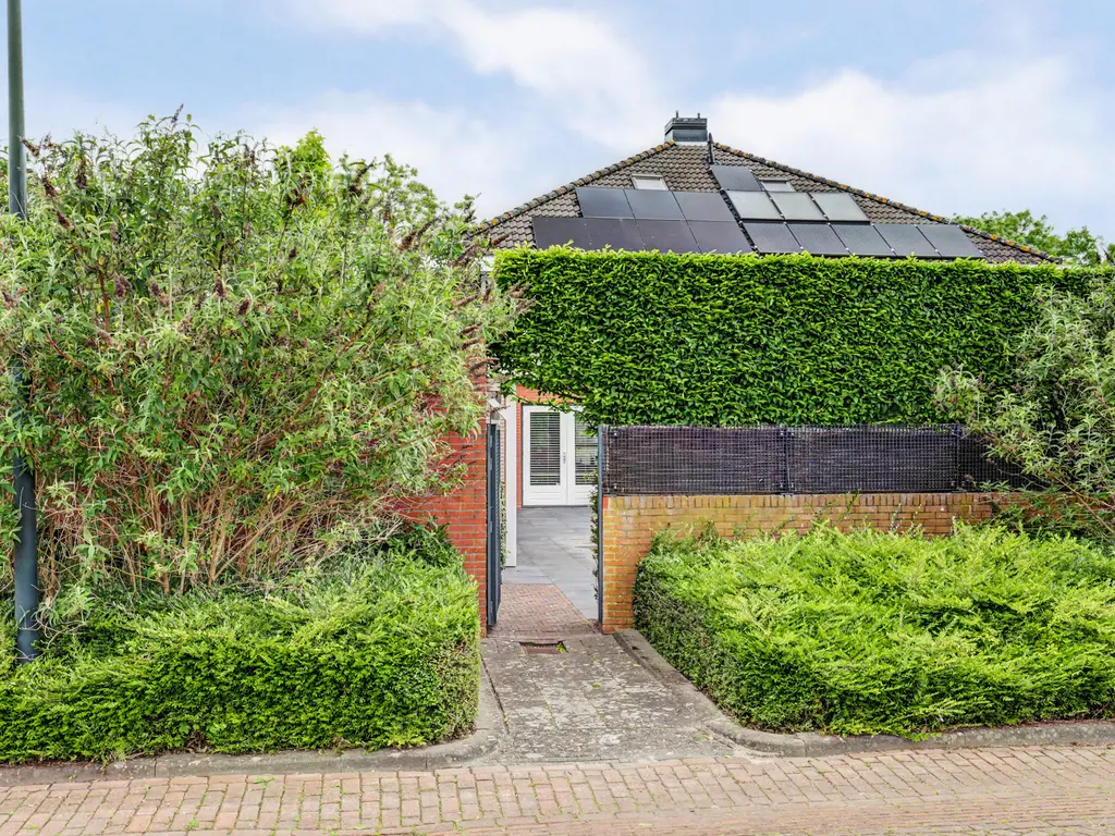 Houtenend 21, DORDRECHT
