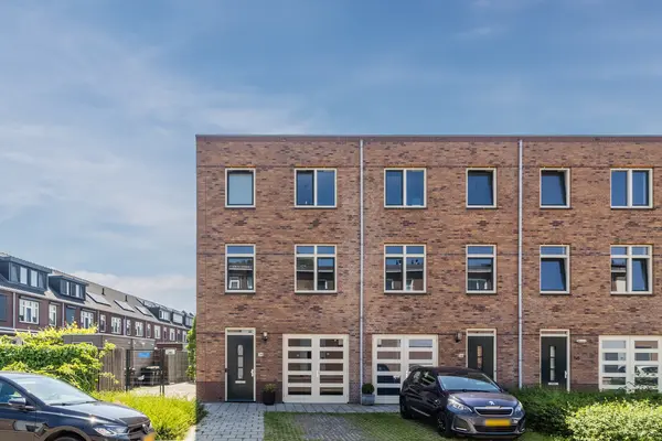 van Ruisdaelstraat 54