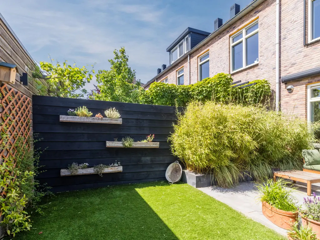 van Ruisdaelstraat 54, ZWIJNDRECHT