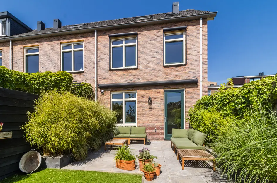 van Ruisdaelstraat 54