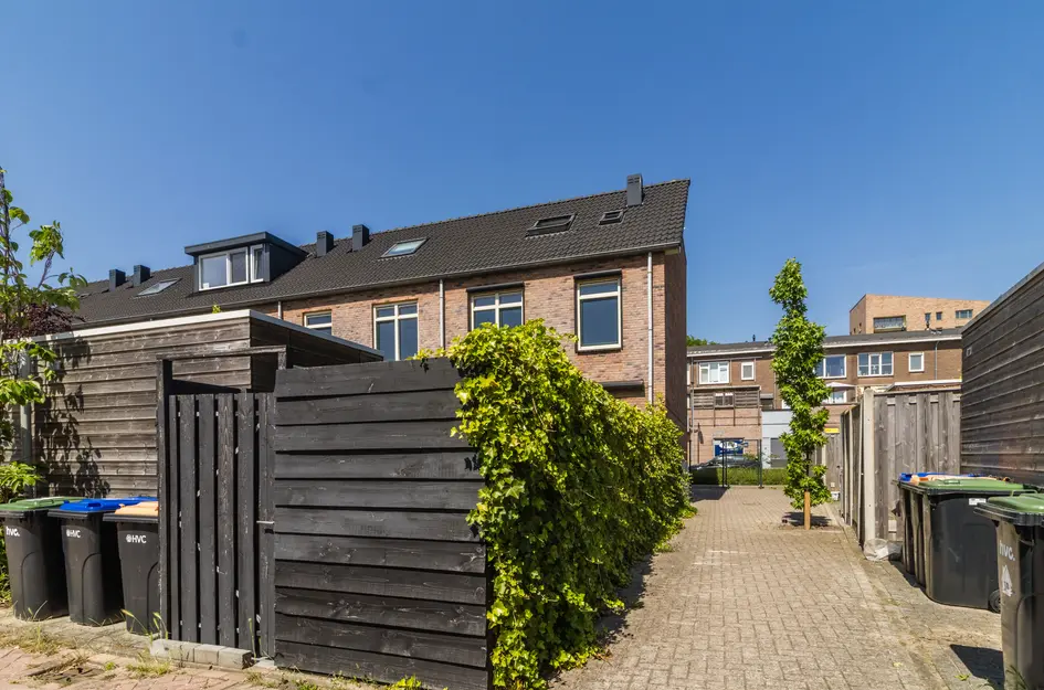 van Ruisdaelstraat 54