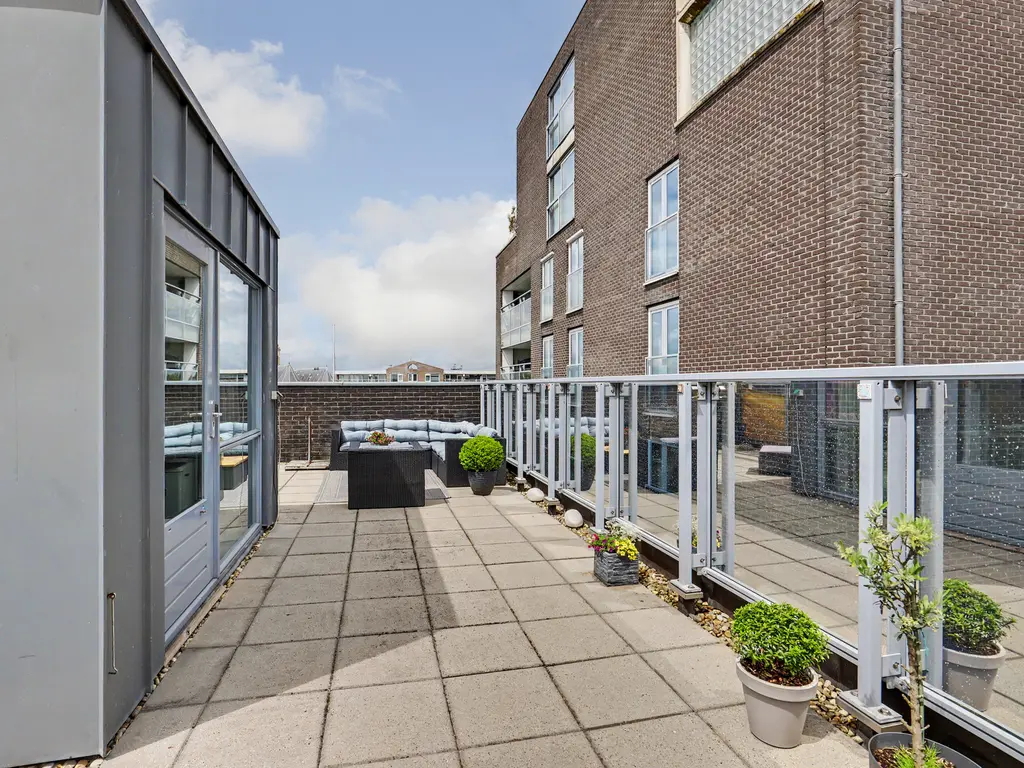 Schuttevaerkade 161, DORDRECHT