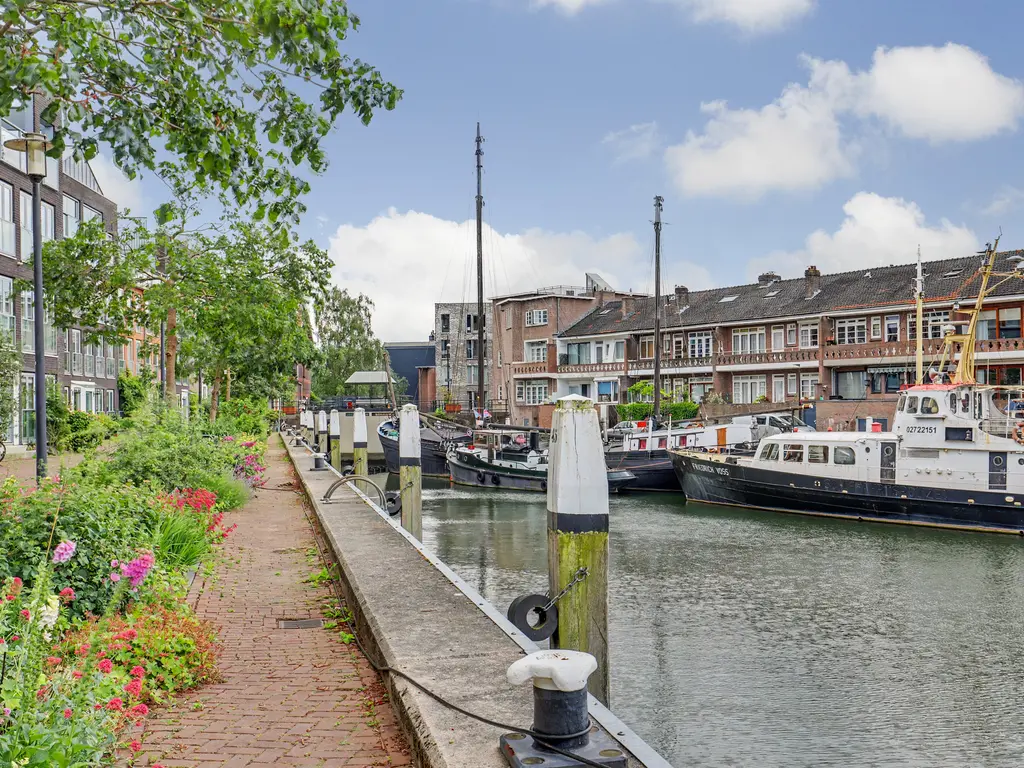 Schuttevaerkade 161, DORDRECHT
