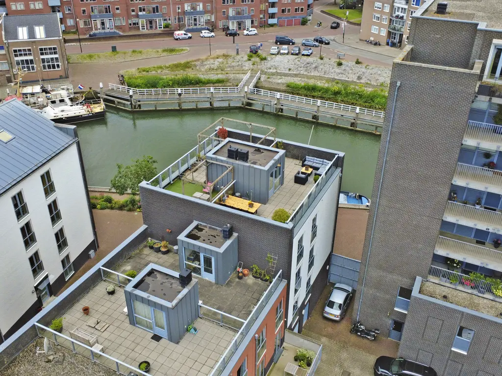 Schuttevaerkade 161, DORDRECHT