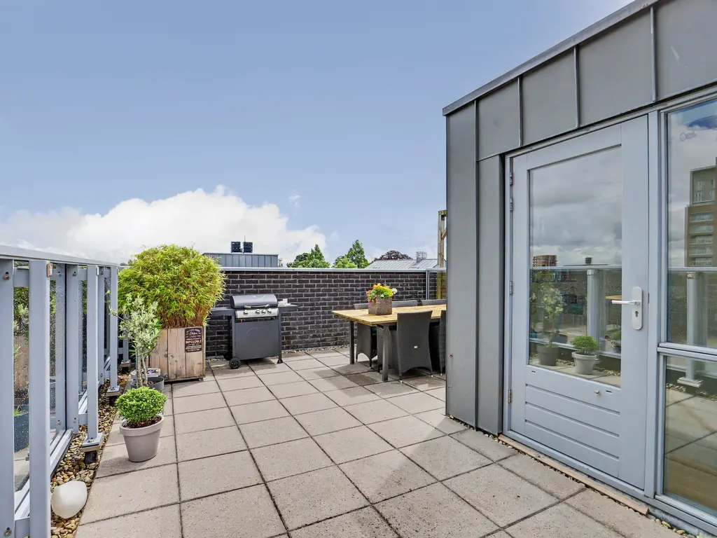 Schuttevaerkade 161, DORDRECHT