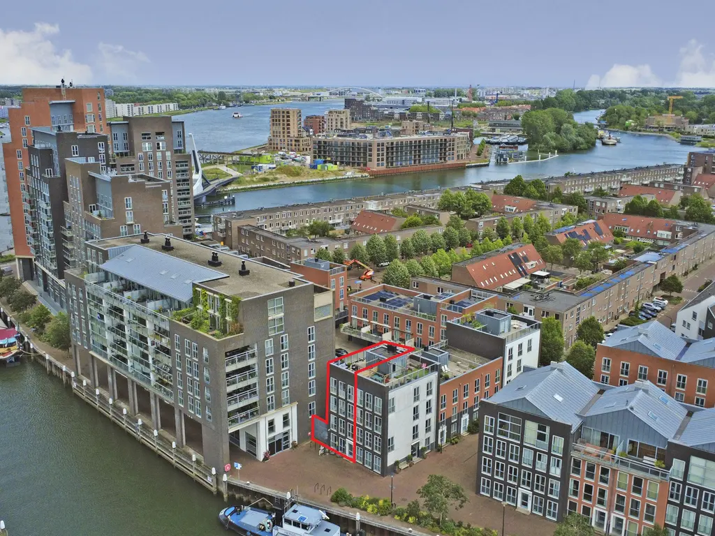 Schuttevaerkade 161, DORDRECHT