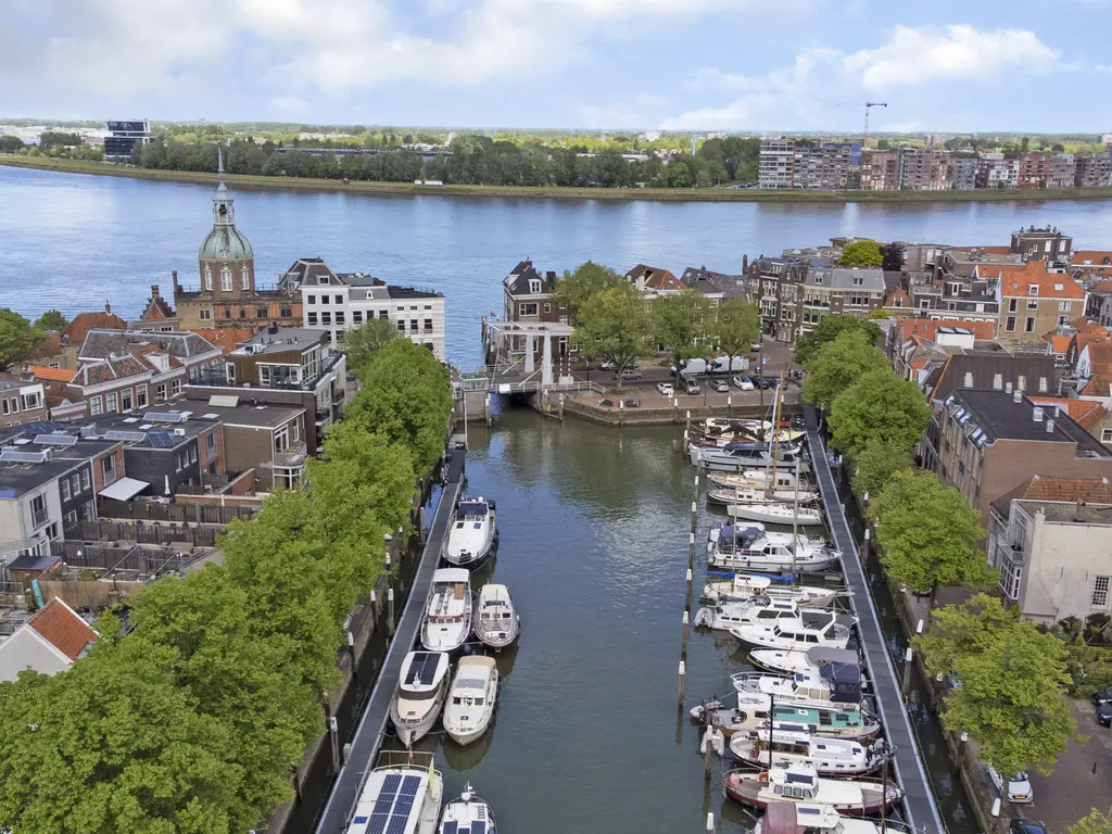 Wijnstraat 24, DORDRECHT