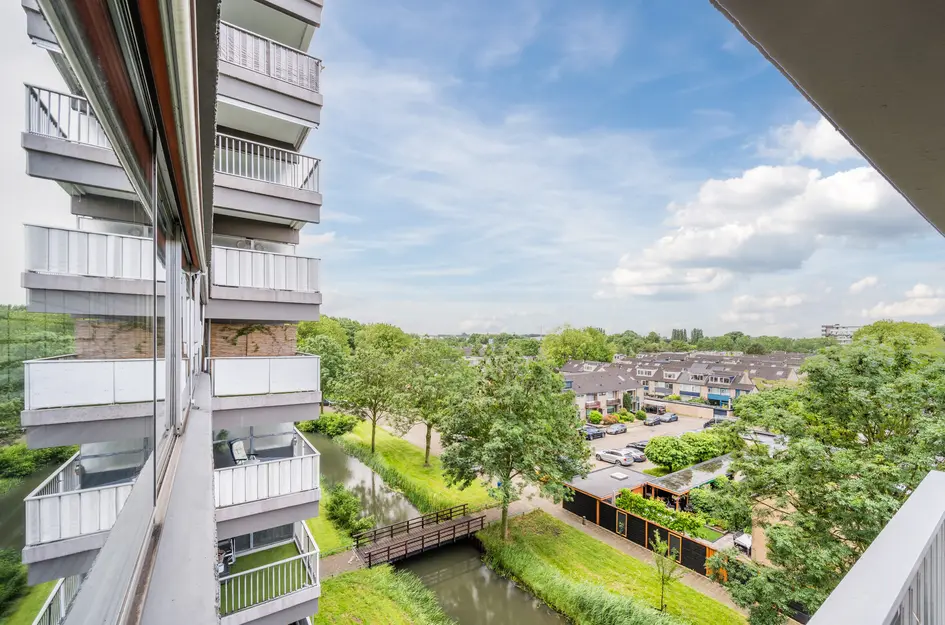 P.J. Oudstraat 220