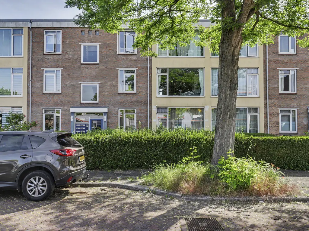 Anna van Saksenstraat 34, DORDRECHT