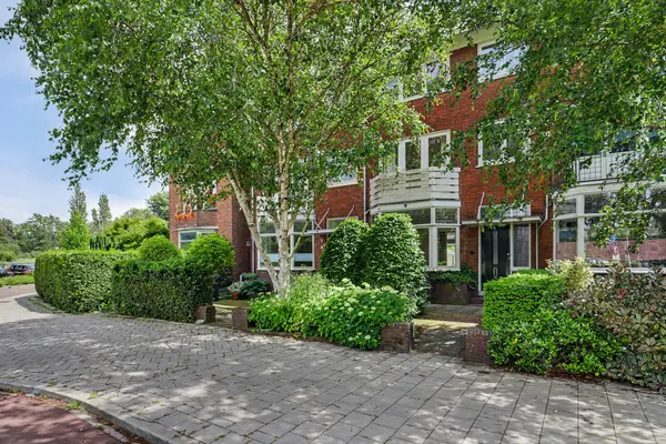 Van Baerlestraat 22