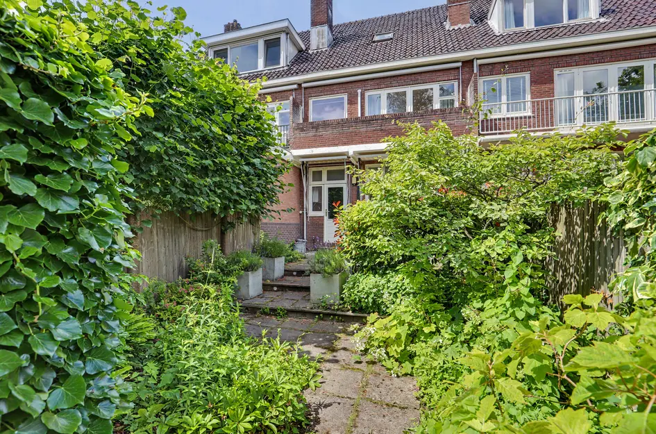 Van Baerlestraat 22