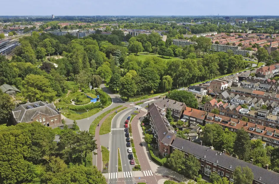 Van Baerlestraat 22