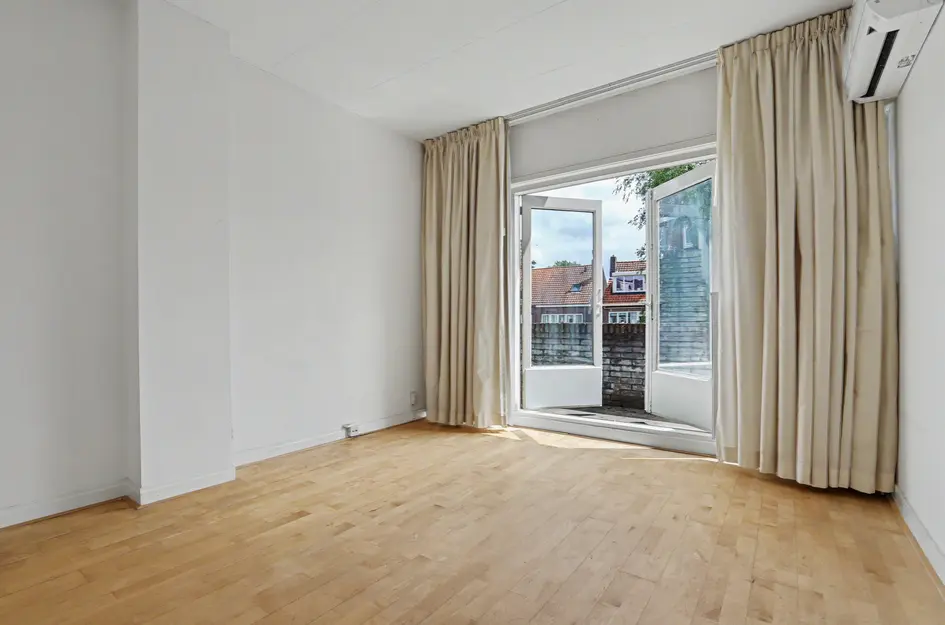 Van Baerlestraat 22