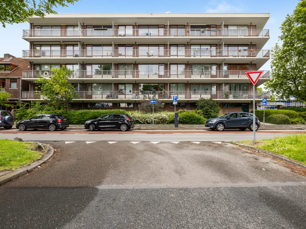 Hugo de Grootplein 24, DORDRECHT