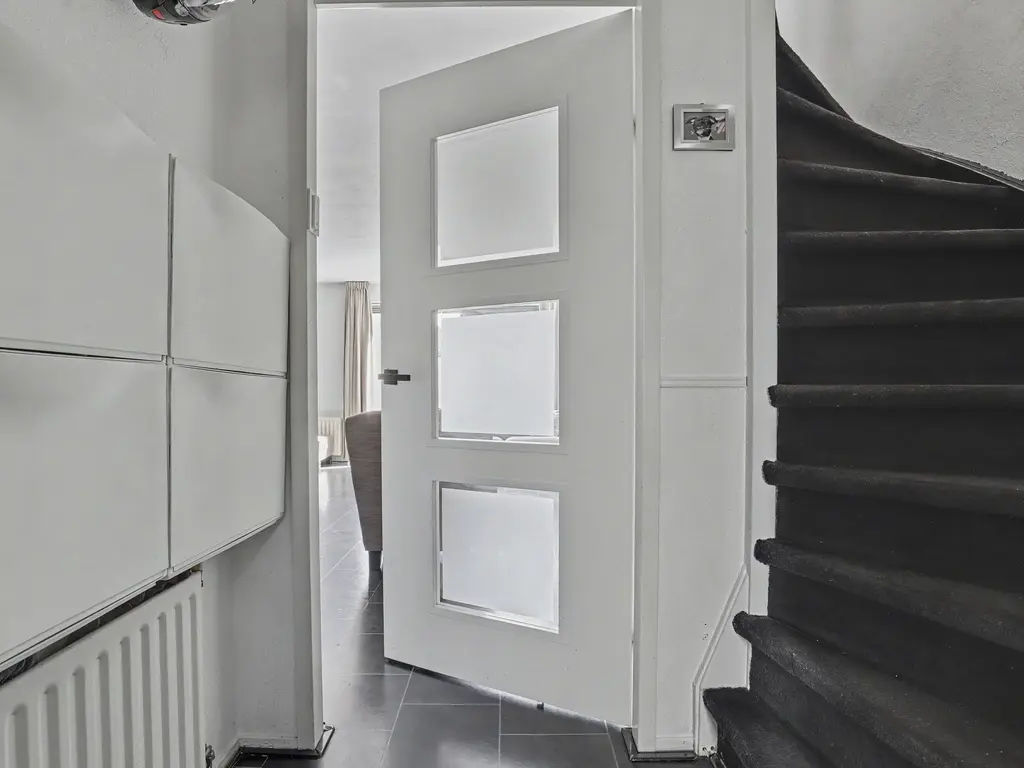 Meranti 220, DORDRECHT