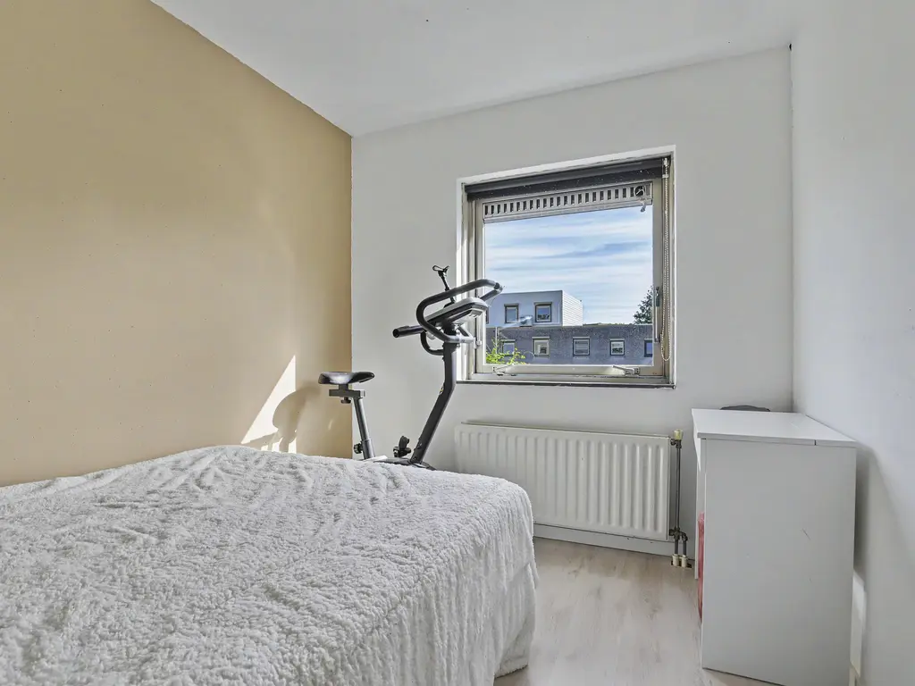 Meranti 220, DORDRECHT