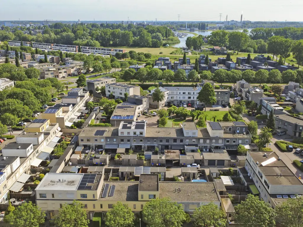 Meranti 220, DORDRECHT