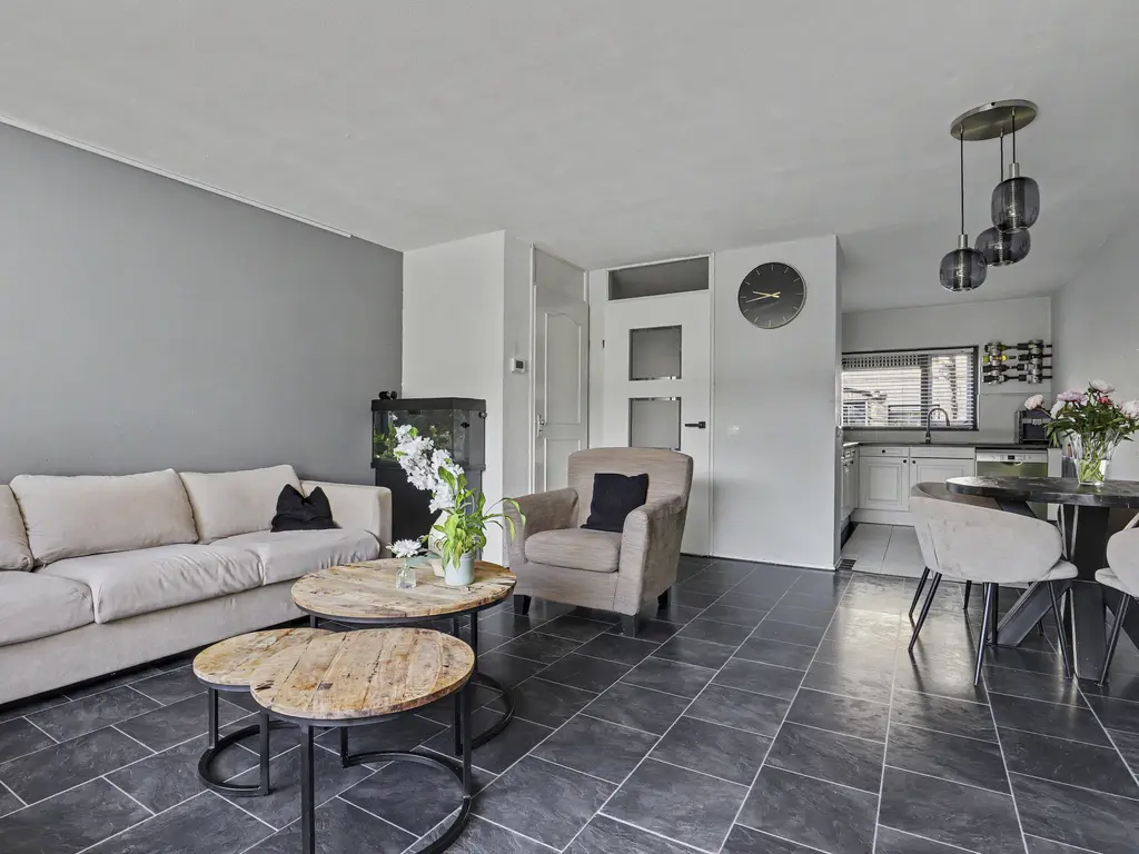 Meranti 220, DORDRECHT
