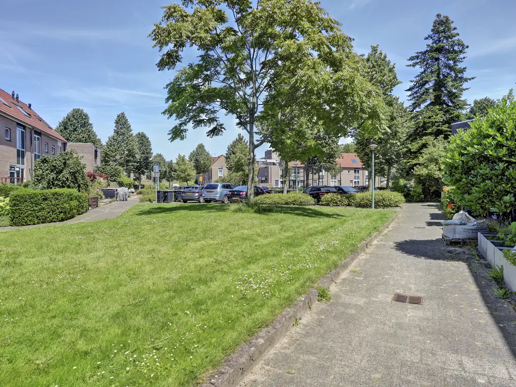 Suze Groeneweg-erf 397, DORDRECHT