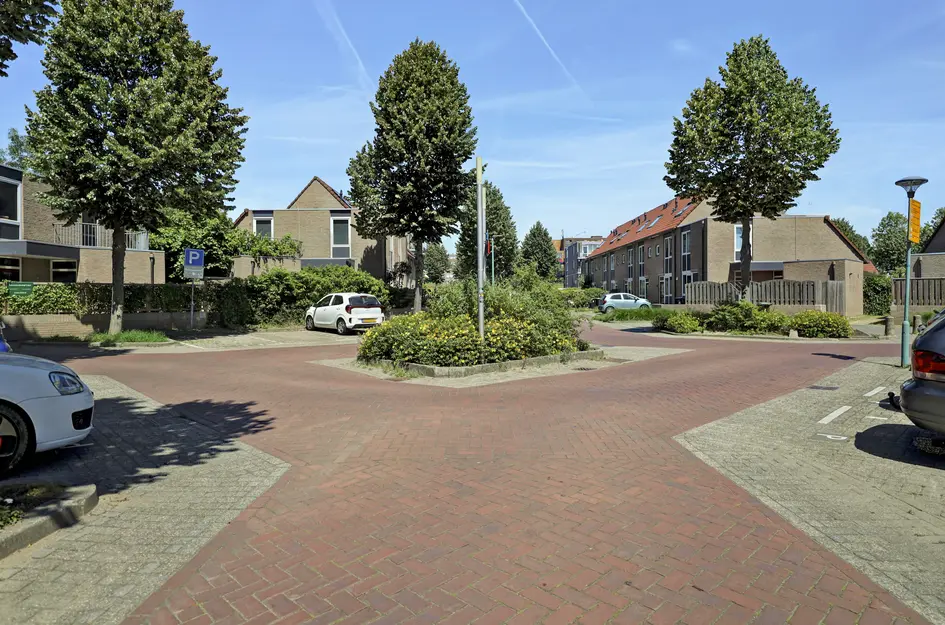 Suze Groeneweg-erf 397
