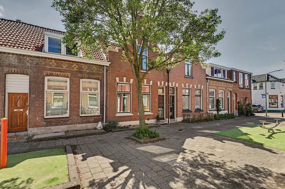 Lombokstraat 17