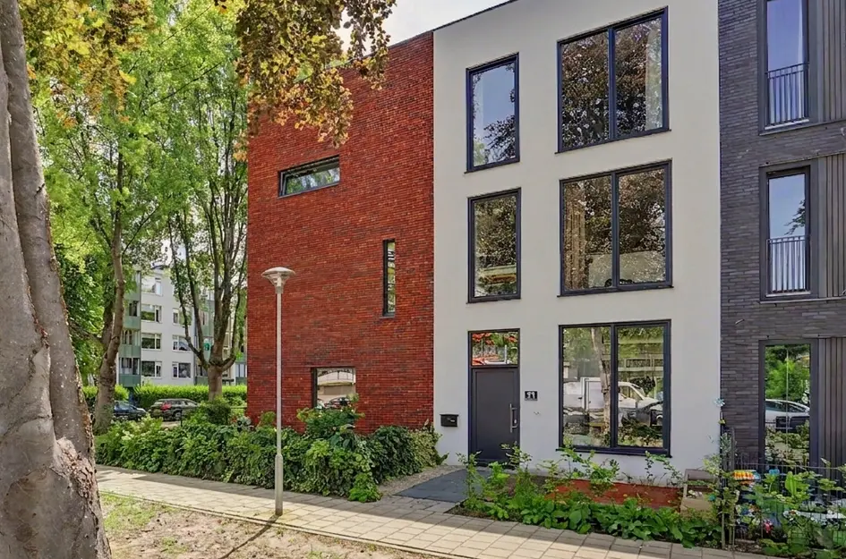 Troelstraweg 11