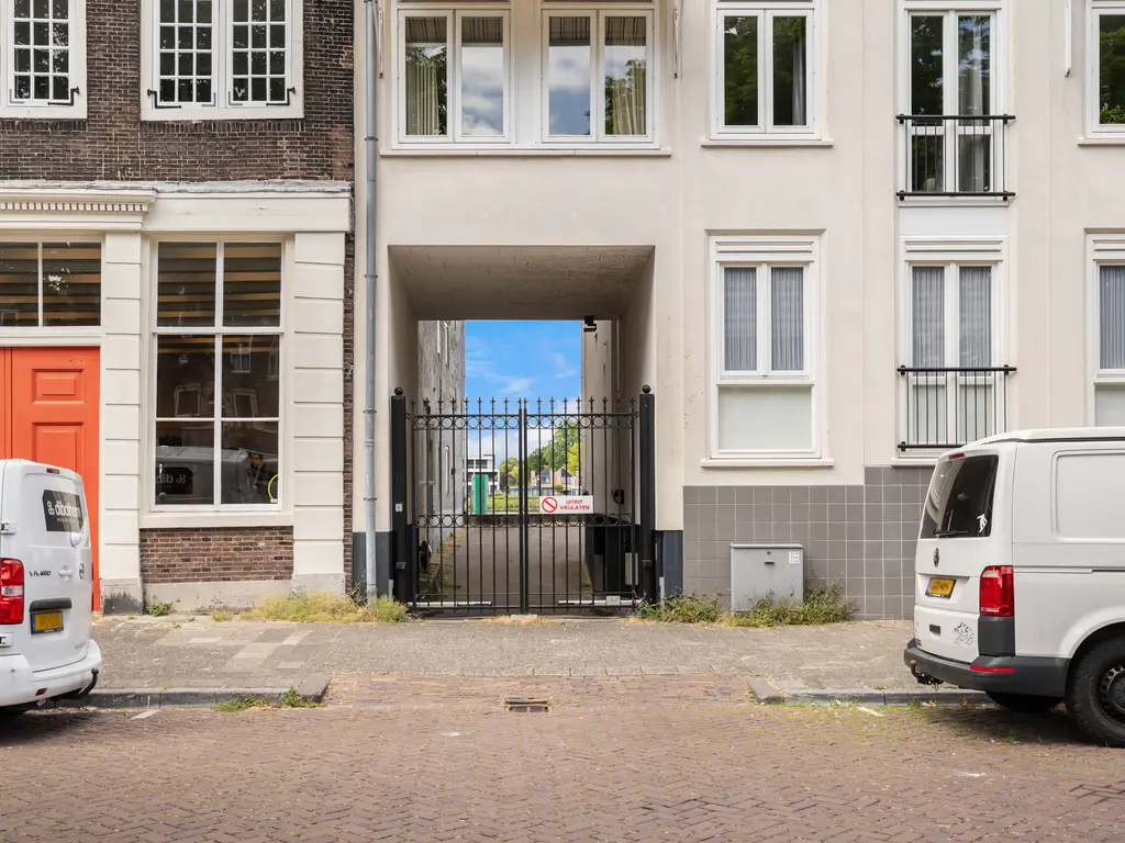 Wolwevershaven 27A, DORDRECHT