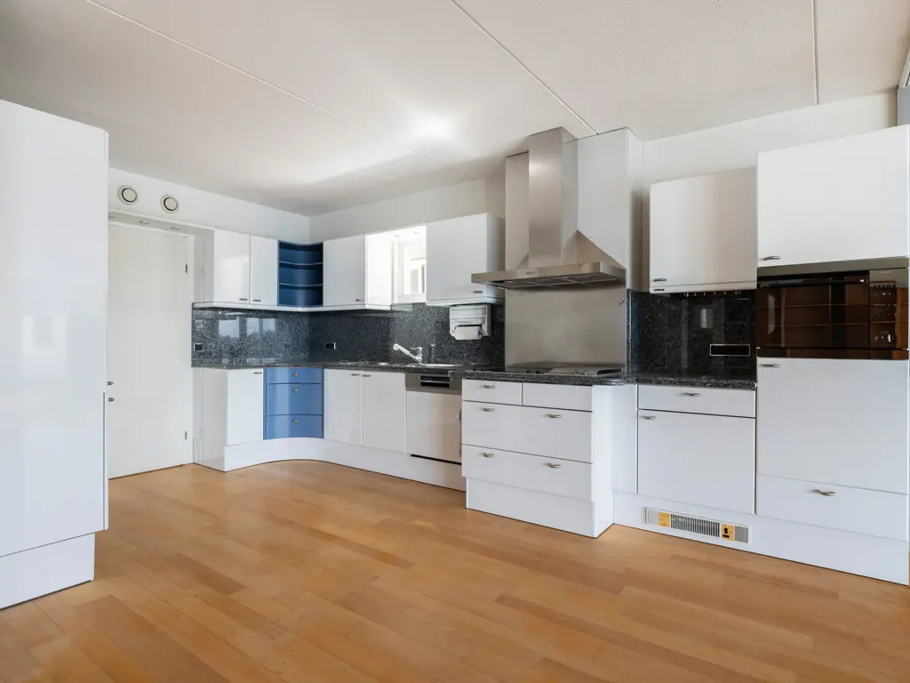 Wolwevershaven 27A, DORDRECHT