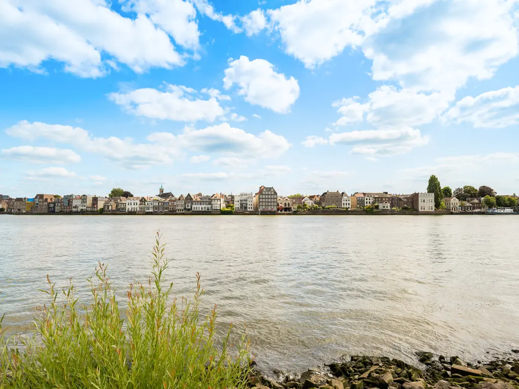 Wolwevershaven 27A, DORDRECHT
