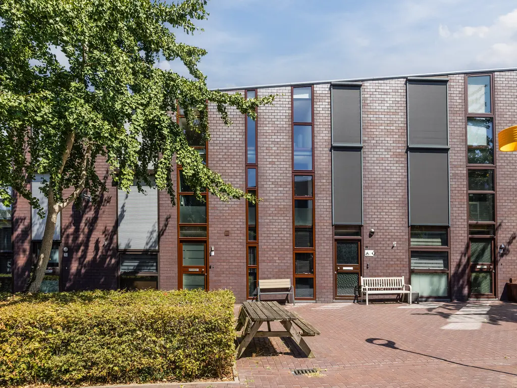 Klokjesbloem 7, PAPENDRECHT