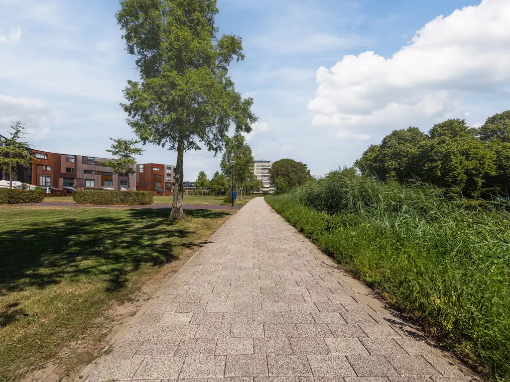 Klokjesbloem 7, PAPENDRECHT
