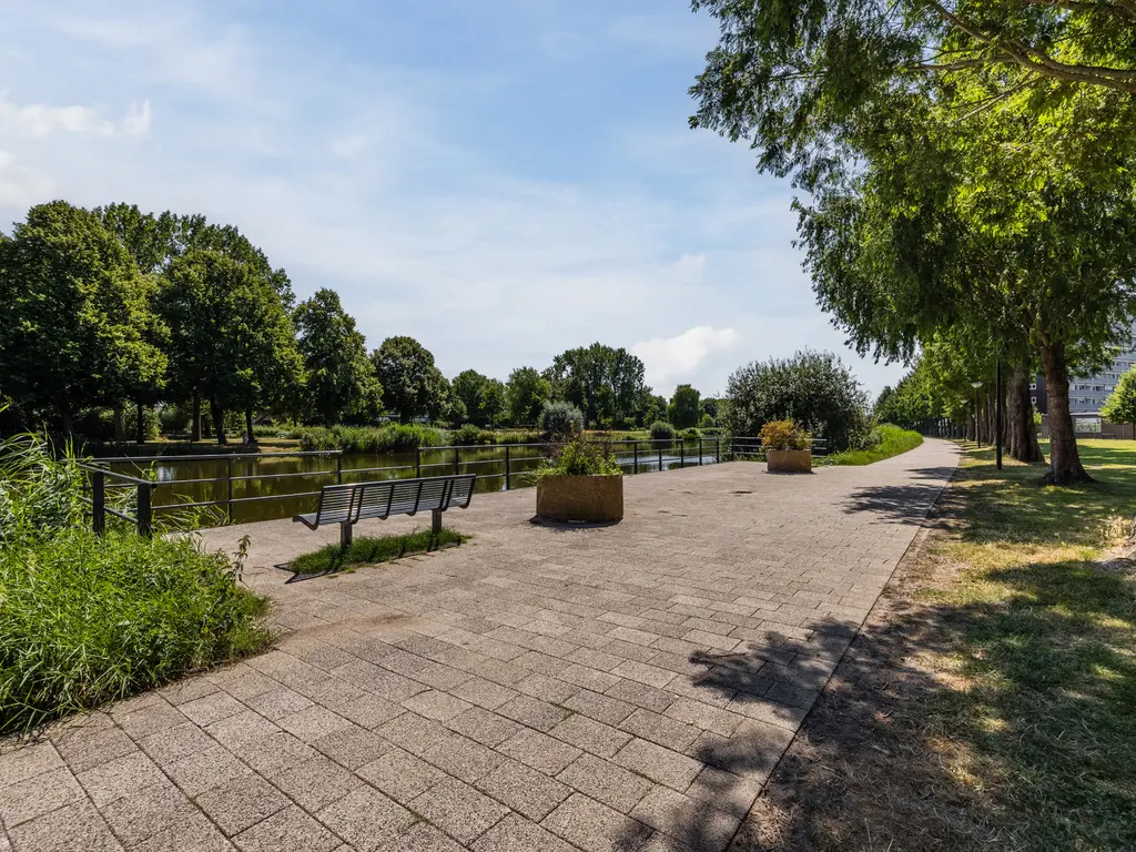 Klokjesbloem 7, PAPENDRECHT