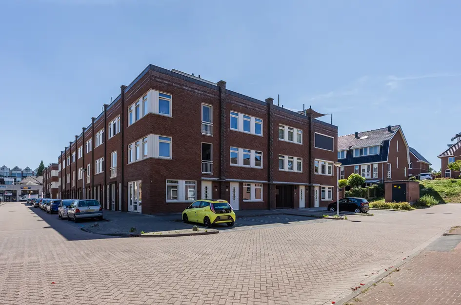 Schooldwarsstraat 56