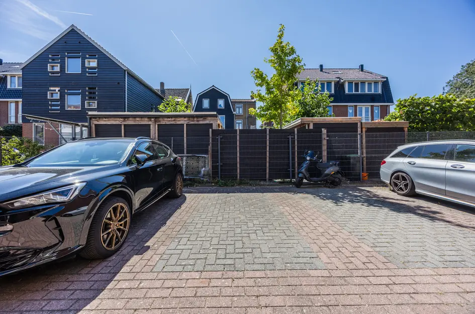 Schooldwarsstraat 56
