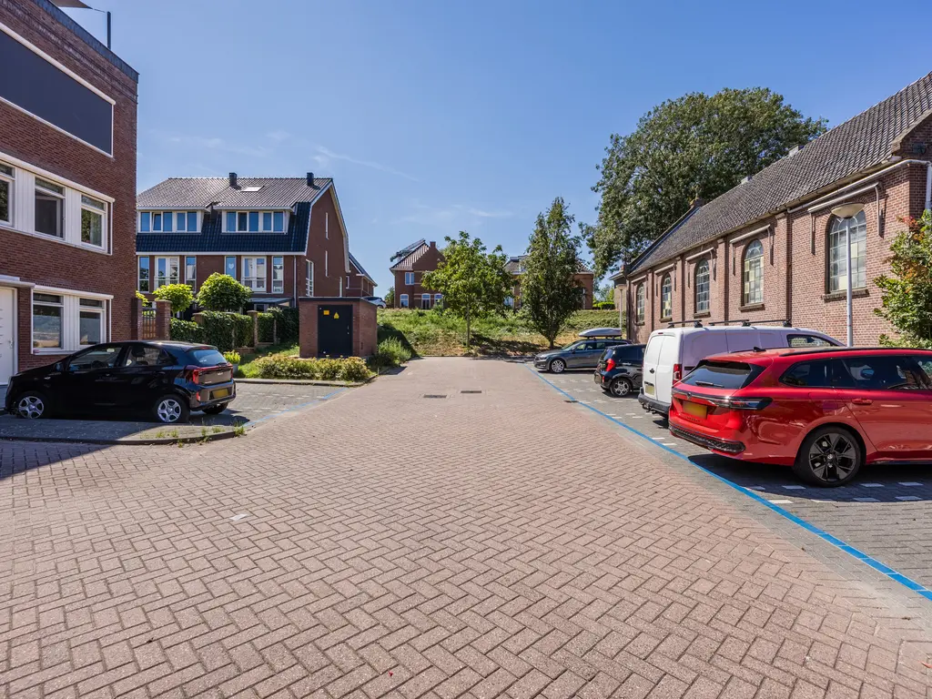 Schooldwarsstraat 56, PAPENDRECHT