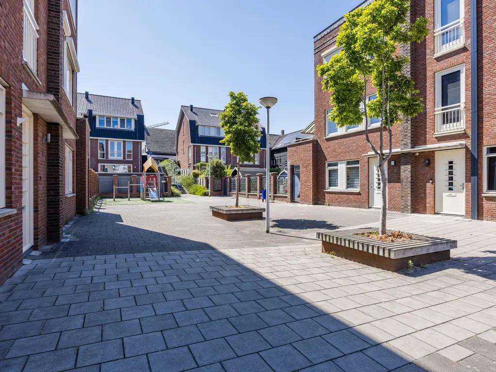Schooldwarsstraat 56, PAPENDRECHT