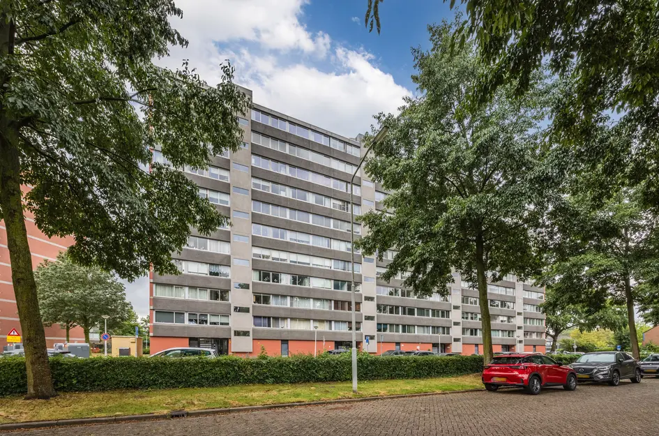 P.J. Oudstraat 148