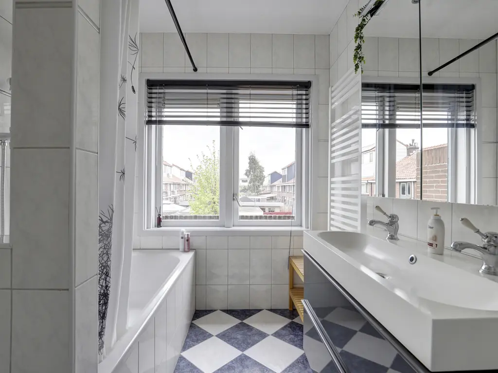 Diepenbrockweg 124, DORDRECHT
