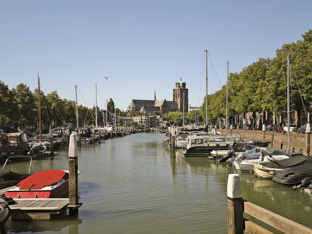 Wolwevershaven 29, DORDRECHT