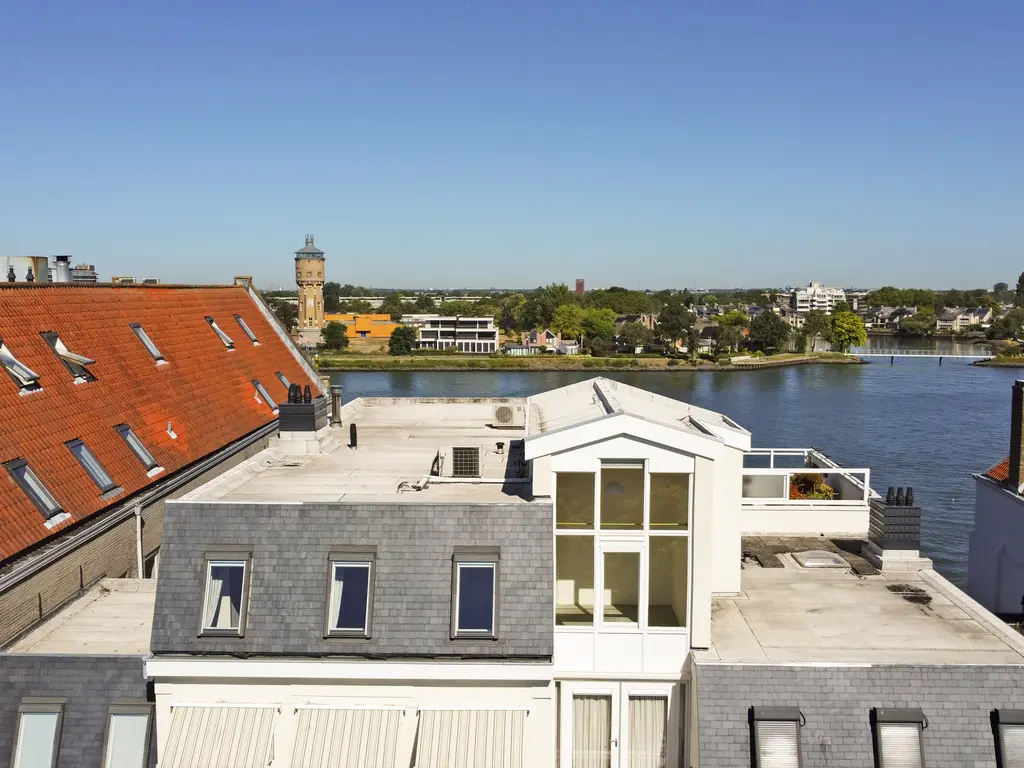 Wolwevershaven 29, DORDRECHT