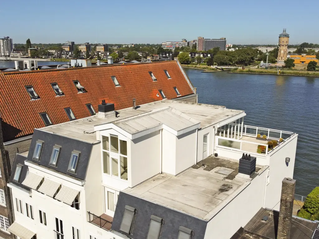 Wolwevershaven 29, DORDRECHT